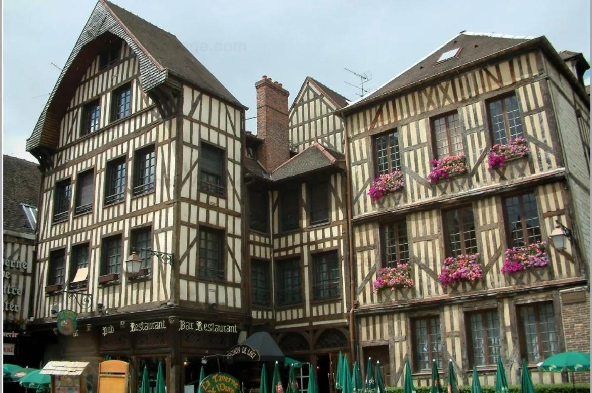 Апартаменты Le Treize Au Coeur Du Bouchon Труа Экстерьер фото